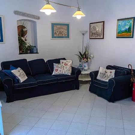 Centro Storico A Due Passi Dal Mare Con Ascensore Appartement