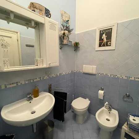Apartamento Centro Storico A Due Passi Dal Mare Con Ascensore Rapallo